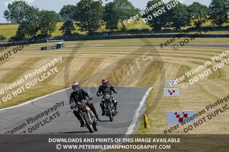 cadwell park;cadwell park photographs;cadwell trackday photographs;enduro digital images;event digital images;eventdigitalimages;peter wileman photography;racing digital images;trackday digital images;trackday photos